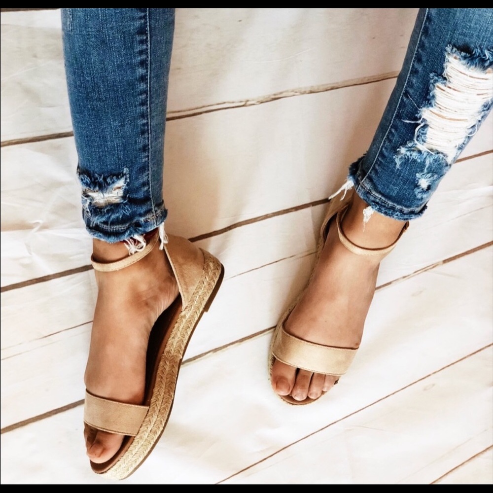 LOOKING FOR ESPADRILLE SANDALS!!!